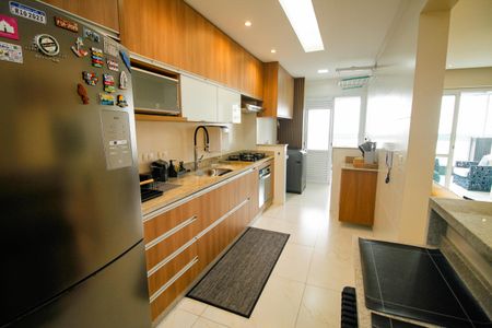 Apartamento para alugar com 131m², 3 quartos e 2 vagas Apartamento para alugar com 131m², 3 quartos e 2 vagasCozinha