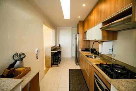 Apartamento para alugar com 131m², 3 quartos e 2 vagas Apartamento para alugar com 131m², 3 quartos e 2 vagasCozinha