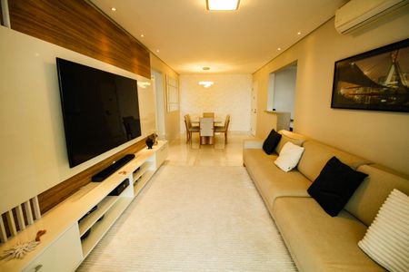 Apartamento para alugar com 131m², 3 quartos e 2 vagas Apartamento para alugar com 131m², 3 quartos e 2 vagasSala