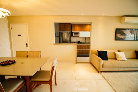 Apartamento para alugar com 131m², 3 quartos e 2 vagas Apartamento para alugar com 131m², 3 quartos e 2 vagasSala
