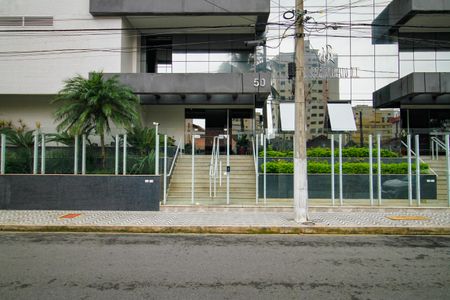 Apartamento para alugar com 131m², 3 quartos e 2 vagas Apartamento para alugar com 131m², 3 quartos e 2 vagasFachada