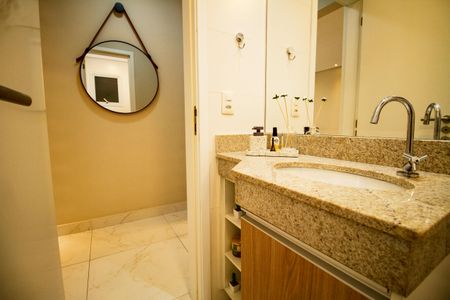 Apartamento para alugar com 131m², 3 quartos e 2 vagas Apartamento para alugar com 131m², 3 quartos e 2 vagasLavabo