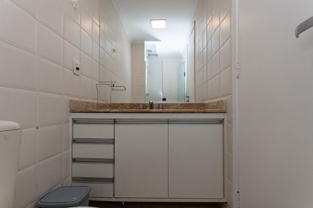 Apartamento para alugar com 60m², 2 quartos e 2 vagasBanheiro Social