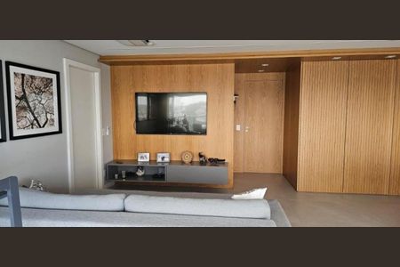 Foto 02 de apartamento à venda com 3 quartos, 130m² em Mirandópolis, São Paulo