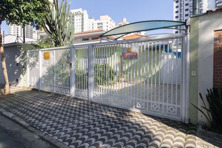 Casa à venda com 224m², 3 quartos e 6 vagasFachada