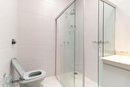 Casa à venda com 224m², 3 quartos e 6 vagasBanheiro da Suíte