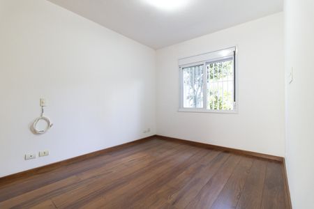 Casa à venda com 224m², 3 quartos e 6 vagasSuíte