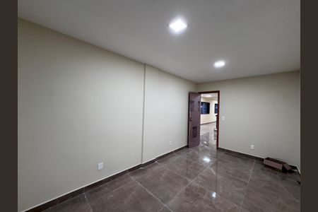 Casa de condomínio à venda com 410m², 4 quartos e 2 vagasQuarto 