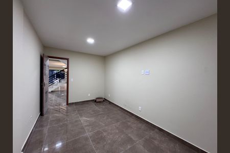 Casa de condomínio à venda com 410m², 4 quartos e 2 vagasQuarto 