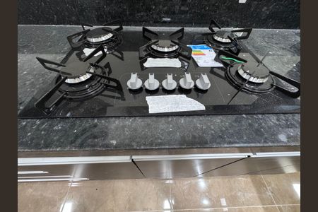 Casa de condomínio à venda com 410m², 4 quartos e 2 vagasCozinha