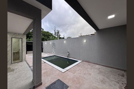 Casa de condomínio à venda com 410m², 4 quartos e 2 vagasÁrea externa