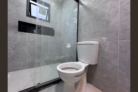 Casa de condomínio à venda com 410m², 4 quartos e 2 vagasSuíte 2 - Banheiro