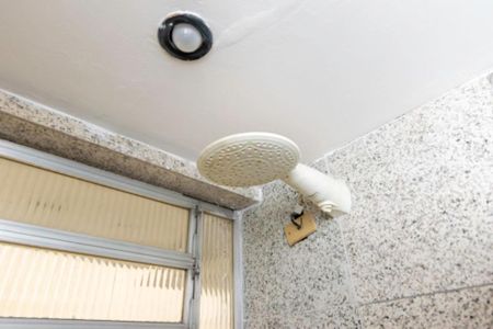 Apartamento à venda com 60m², 2 quartos e sem vaga Apartamento à venda com 60m², 2 quartos e sem vagaBanheiro