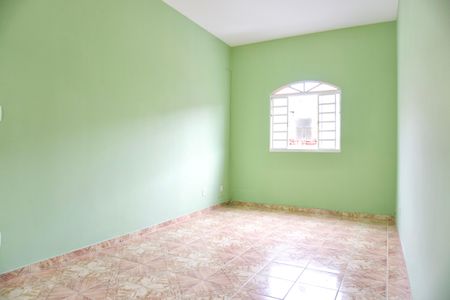 Sala de casa para alugar com 3 quartos, 70m² em Casa Branca, Belo Horizonte