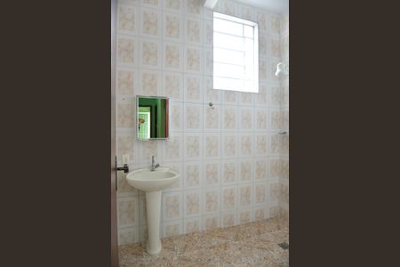 Casa para alugar com 70m², 3 quartos e sem vaga Casa para alugar com 70m², 3 quartos e sem vagaBanheiro