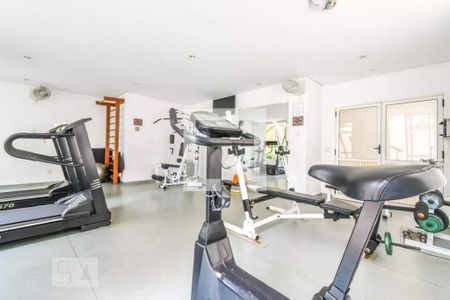 Apartamento à venda com 74m², 1 quarto e 1 vaga Apartamento à venda com 74m², 1 quarto e 1 vagaÁrea comum - Academia