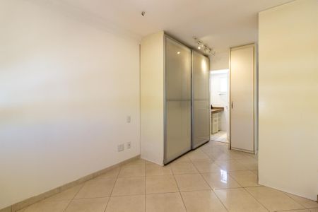 Apartamento à venda com 74m², 1 quarto e 1 vaga Apartamento à venda com 74m², 1 quarto e 1 vagaSuíte