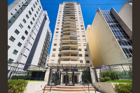 Apartamento à venda com 74m², 1 quarto e 1 vaga Apartamento à venda com 74m², 1 quarto e 1 vagaFachada