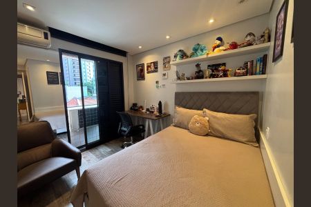 Apartamento à venda com 185m², 4 quartos e 3 vagasQuarto 2