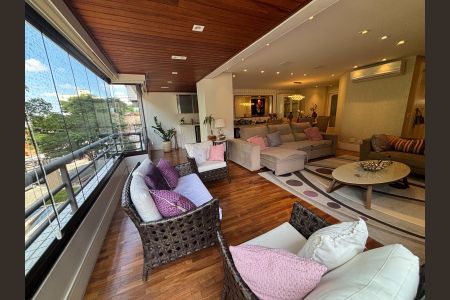 Varanda de apartamento à venda com 4 quartos, 185m² em Vila Mariana, São Paulo