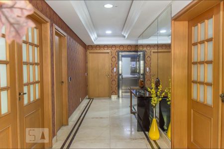 Apartamento à venda com 204m², 4 quartos e 3 vagas Apartamento à venda com 204m², 4 quartos e 3 vagasÁrea Comum