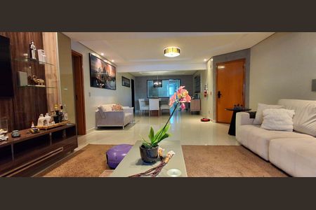 Apartamento à venda com 204m², 4 quartos e 3 vagas Apartamento à venda com 204m², 4 quartos e 3 vagasSala