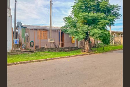 Fachada de casa para alugar com 1 quarto, 180m² em Guajuviras, Canoas