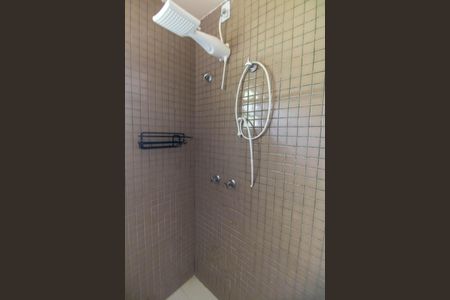 Casa de condomínio à venda com 182m², 4 quartos e 2 vagasBanheiro da Suíte 2