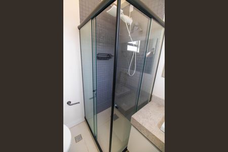 Casa de condomínio à venda com 182m², 4 quartos e 2 vagasBanheiro da Suíte 3