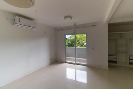 Casa de condomínio à venda com 182m², 4 quartos e 2 vagasSuíte 1