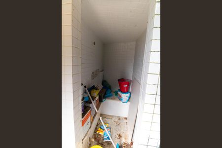 Casa de condomínio à venda com 182m², 4 quartos e 2 vagasÁrea de Serviço