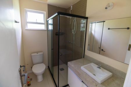 Casa de condomínio à venda com 182m², 4 quartos e 2 vagasBanheiro da Suíte 2