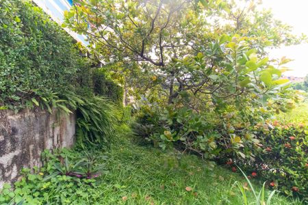 Casa de condomínio à venda com 182m², 4 quartos e 2 vagasÁrea externa