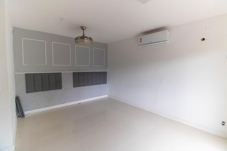 Casa de condomínio à venda com 182m², 4 quartos e 2 vagasSuíte 1