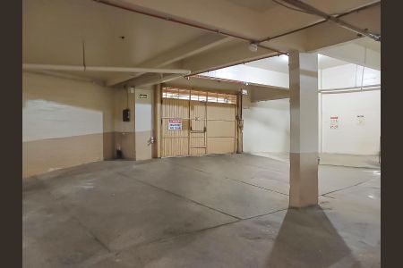 Apartamento à venda com 80m², 2 quartos e 1 vaga Apartamento à venda com 80m², 2 quartos e 1 vagaGaragem/Entrada/Saída