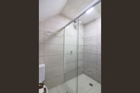 Casa à venda com 118m², 3 quartos e 2 vagasBanheiro Social