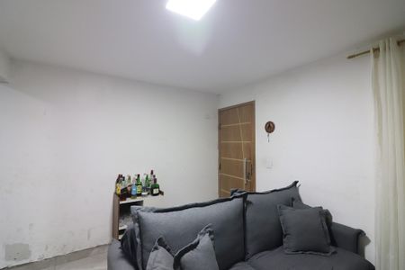 Casa à venda com 118m², 3 quartos e 2 vagasSala 