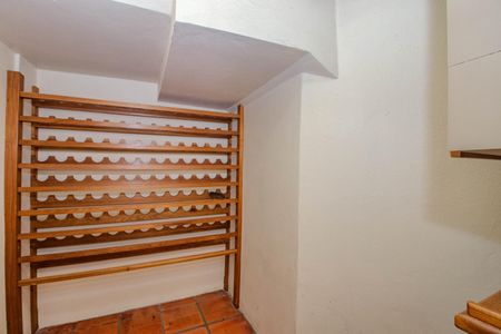 Casa de condomínio à venda com 398m², 3 quartos e 4 vagasDepósito 2