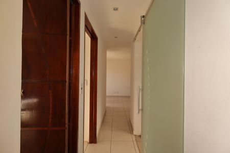 Apartamento para alugar com 54m², 2 quartos e 1 vagaCorredor