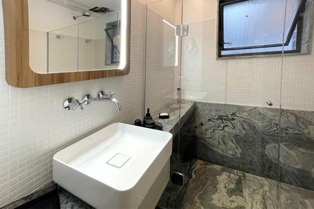 Apartamento à venda com 170m², 4 quartos e 1 vagaBanheiro