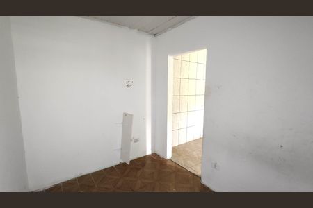 Quarto de casa para alugar com 1 quarto, 35m² em Jardim Julio de Carvalho, Ferraz de Vasconcelos