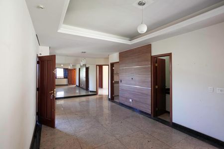 Casa à venda com 375m², 3 quartos e 4 vagas Casa à venda com 375m², 3 quartos e 4 vagasSala 1