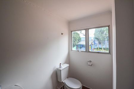 Casa para alugar com 265m², 3 quartos e 2 vagas Casa para alugar com 265m², 3 quartos e 2 vagasBanheiro da Suíte