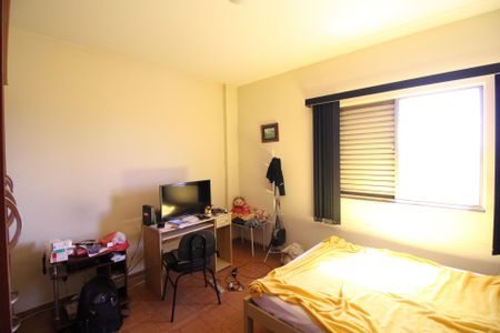 Apartamento à venda com 76m², 2 quartos e 1 vagaQuarto 2
