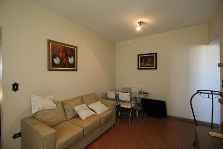 Sala de apartamento à venda com 2 quartos, 76m² em Olímpico, São Caetano do Sul