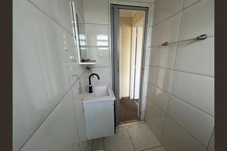 Apartamento para alugar com 75m², 2 quartos e 2 vagasBanheiro
