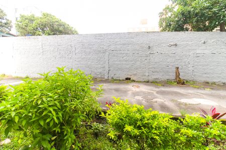 Vista do Quarto 1 de apartamento para alugar com 2 quartos, 54m² em Conjunto Residencial José Bonifácio, São Paulo