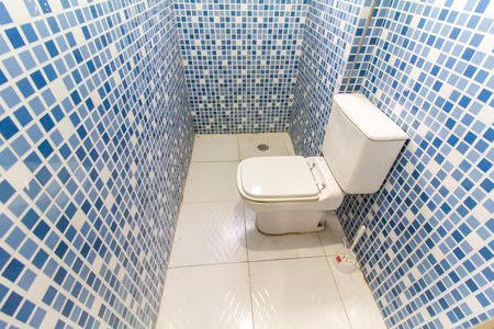 Apartamento para alugar com 54m², 2 quartos e 1 vaga Apartamento para alugar com 54m², 2 quartos e 1 vagaBanheiro