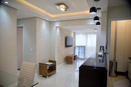 Apartamento à venda com 80m², 1 quarto e 2 vagas Apartamento à venda com 80m², 1 quarto e 2 vagasSala