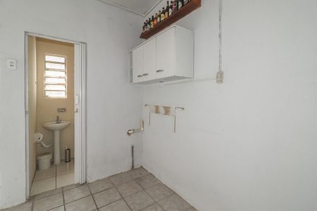 Casa à venda com 130m², 2 quartos e 1 vagaSala 3 / Fundos